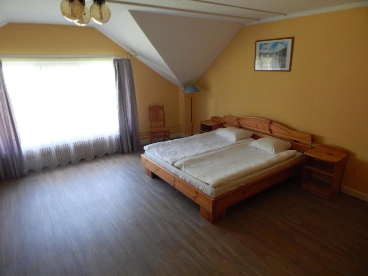 Iecava Motel Brencis מראה חיצוני תמונה